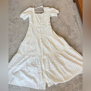 Elegant White Maxi Dress